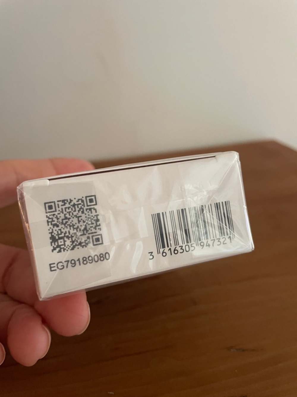 ☔️ NEW IN SEALED BOX Burberry Her - Picture 3 of 7